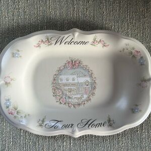 Floral Welcome Home Decorative Plate